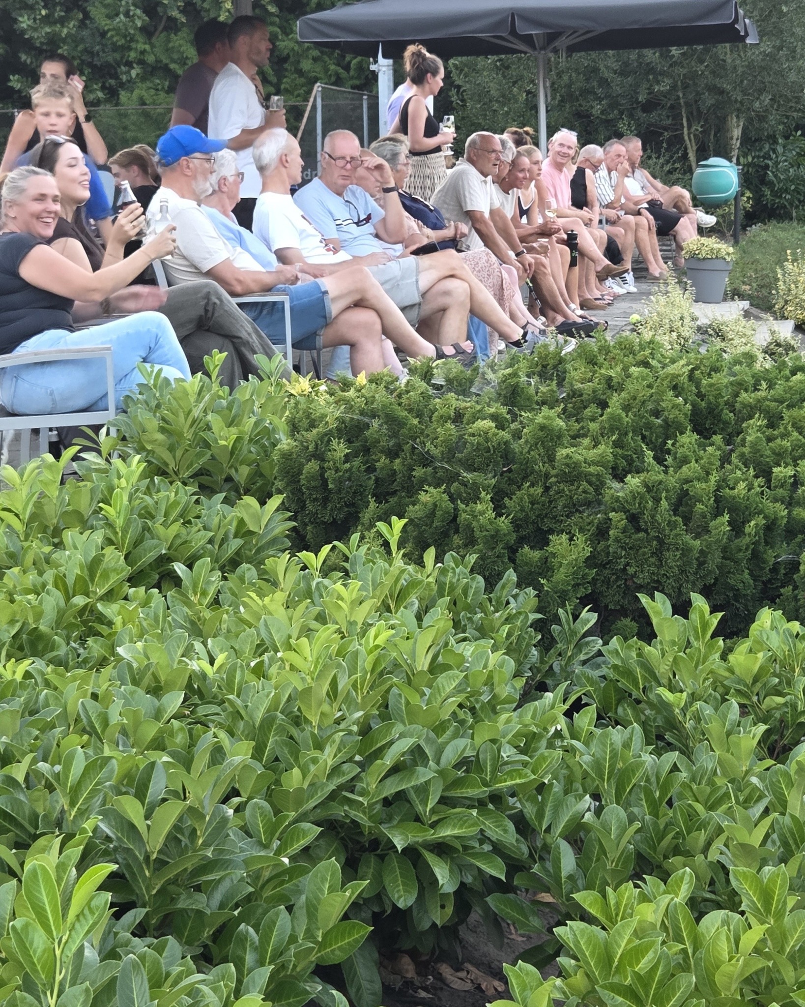 Gezellige drukte aan de vooravond van het finaleweekeinde bij TPC Colmschate.