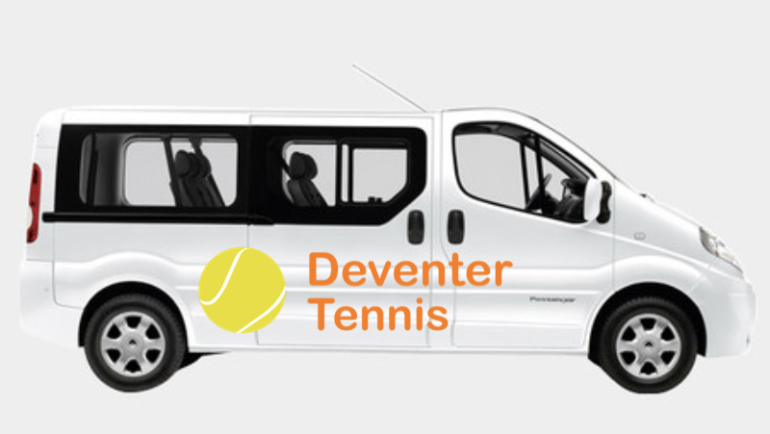 Bussen tijdens DTK feest